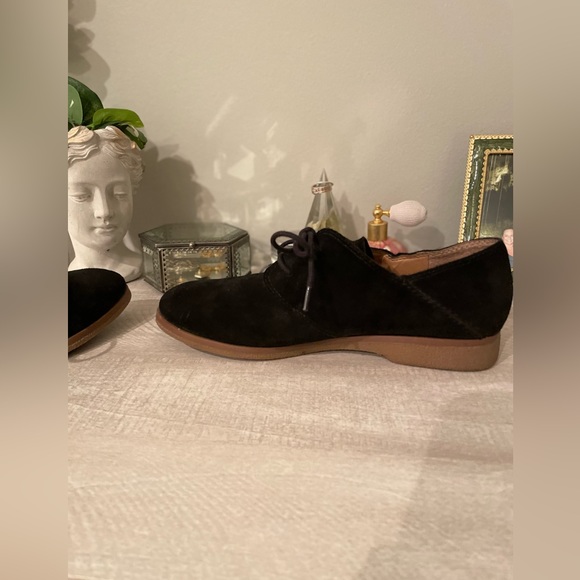 Franco Sarto Black Suede Pecos Oxfords Shoes for Women - size 8 - Picture 8 of 9